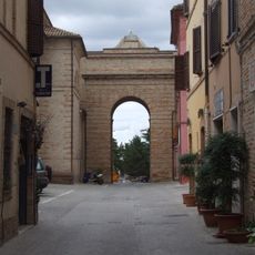 Porta Vittoria