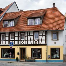 Wohn- und Geschäftshaus