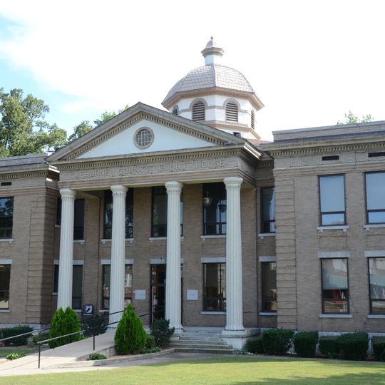 Cleburne County Courthouse