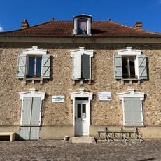 Demeure, 8 rue de Mandres