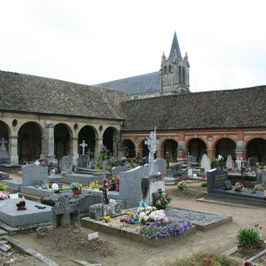 Cemetery of Montfort-l'Amaury