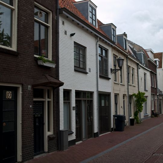 Pand met restanten van de middeleeuwse stadsmuur