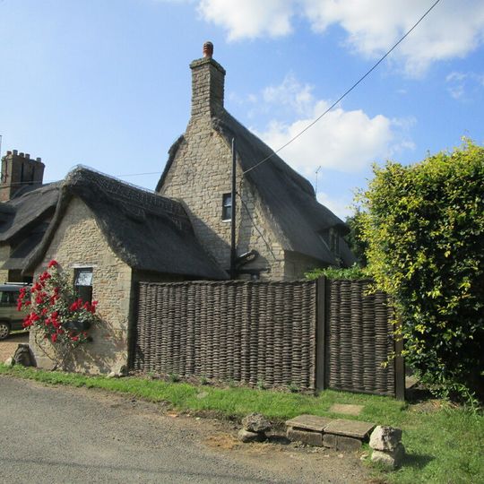 Elizabethan Cottage