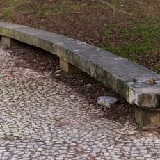 Banco na Praça Santos Dumont