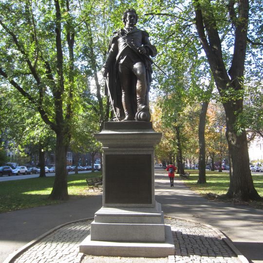Statue of John Glover