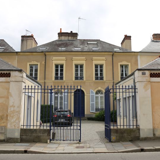 Maison, 22 rue de Paris