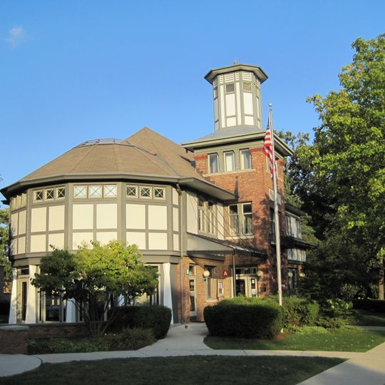 Lake Bluff Uptown Commercial Historic District