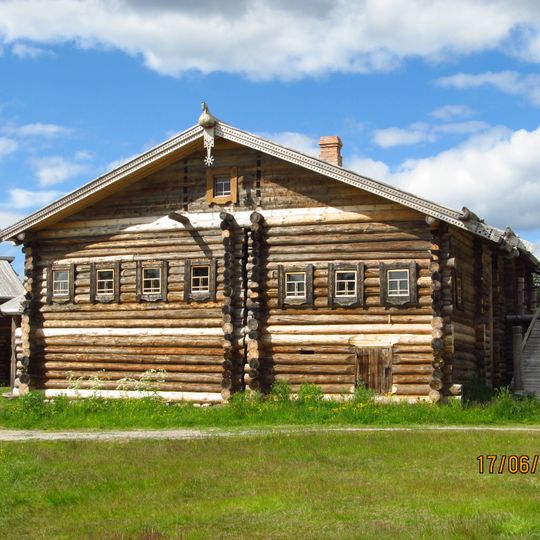 Дом-двор Кузьминых С. и К.