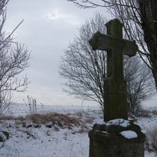 Kamenný kříž při cestě na Slivici