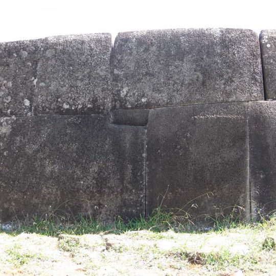 Ahu Vinapu