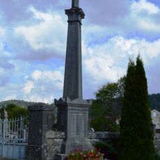 Croix de l'église Saint-André d'Apremont