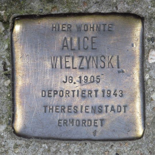 Stolperstein en memoria de Alice Wielzynski