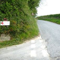 Guidestone, Post box (redundant) and direction stone