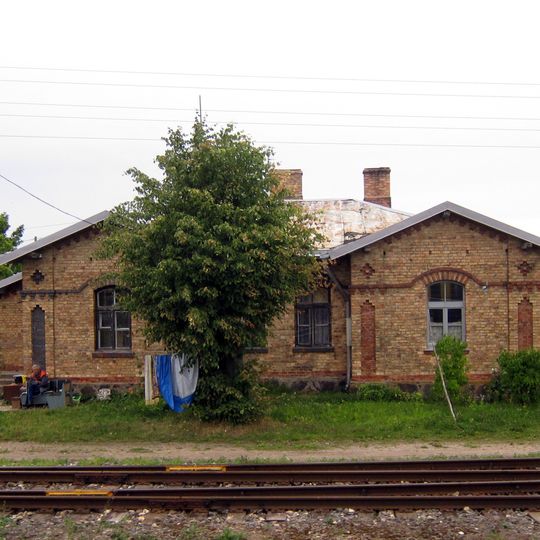 Glūdas dzelzceļa stacijas ēkas