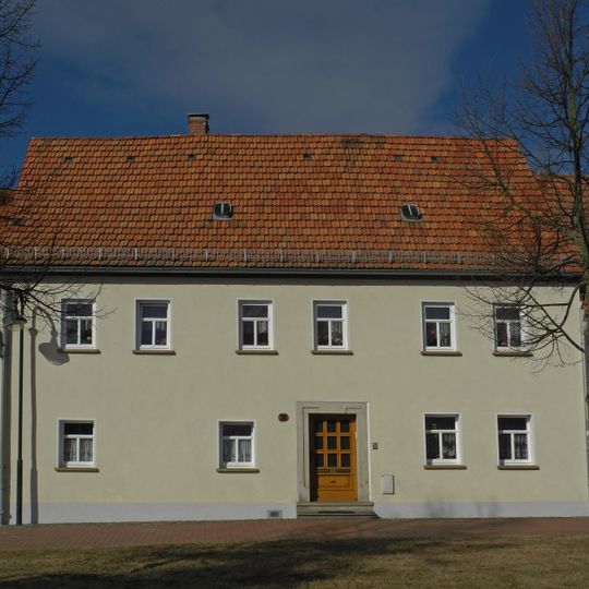 Wohnhaus in geschlossener Bebauung Freiberger Straße 38