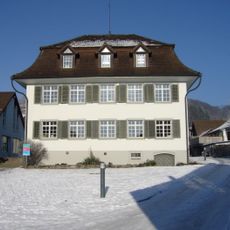 Elementary school house