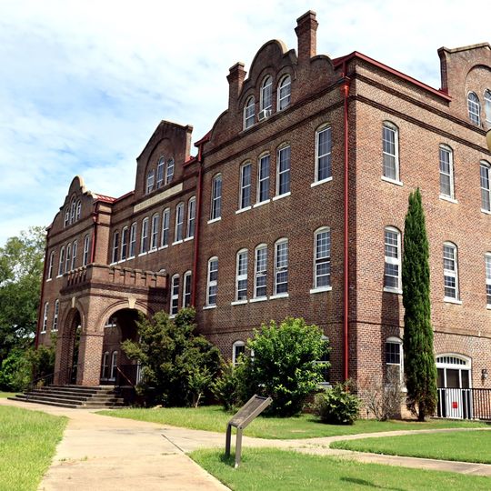 Tuskegee University