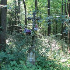 Kříž nad vodojemem u Šibeničního vrchu v Humpolci