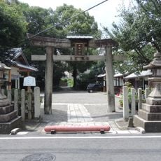石坐神社