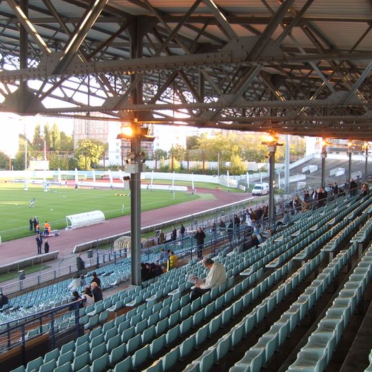 Estádio Olímpico Yves-du-Manoir