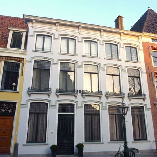 Pieterskerkhof 36, Leiden