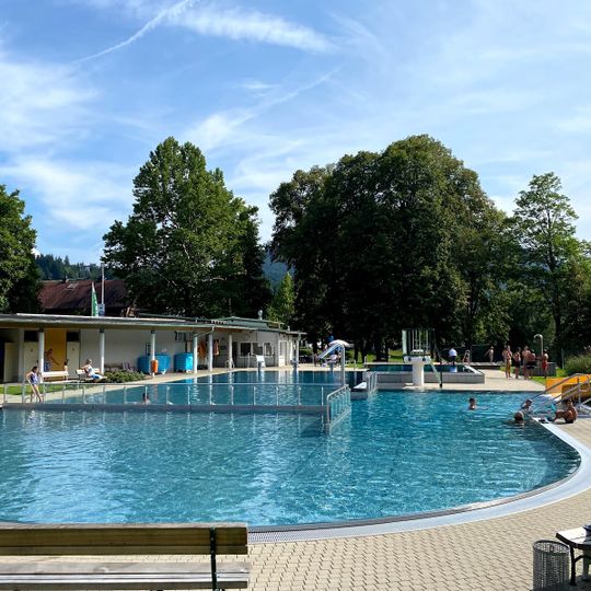 Schwimm- und Sonnenbad Weyer