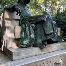 Statue of Anonymous