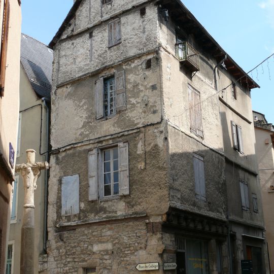 Croix, rue du Collège, Mende