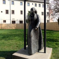 Katharina von Bora statue
