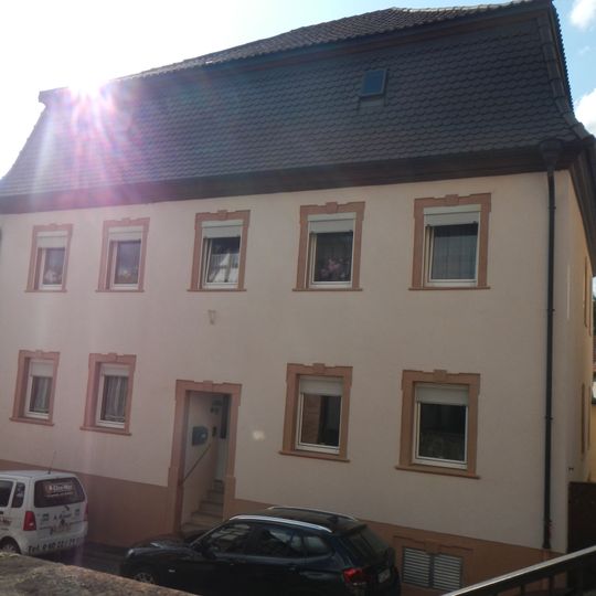 Ehemaliges katholisches Pfarrhaus