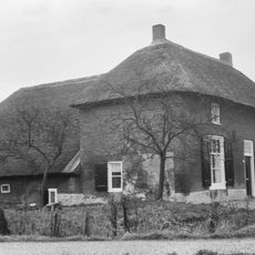 Boerderij op T-vormige plattegrond