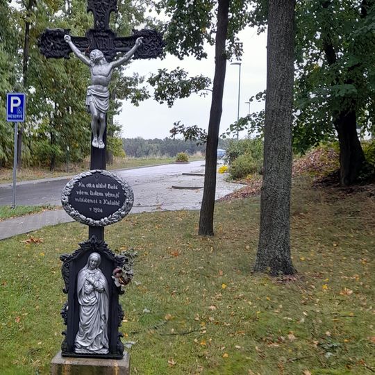 Kříž na východním okraji vsi