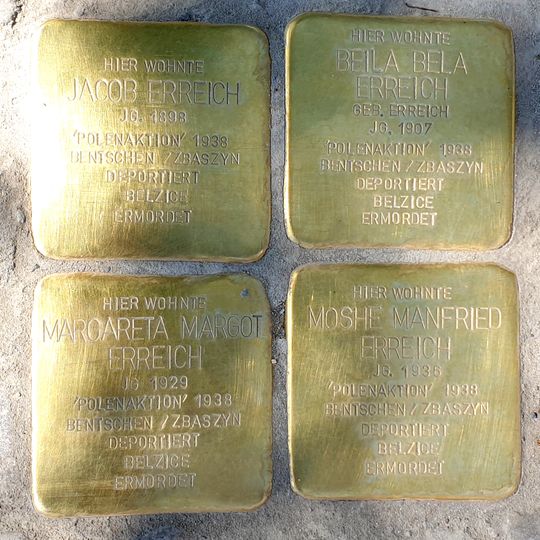 Stolperstein en memoria de Moshe Manfried Erreich