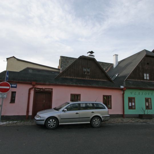 Předměstský dům čp. 16