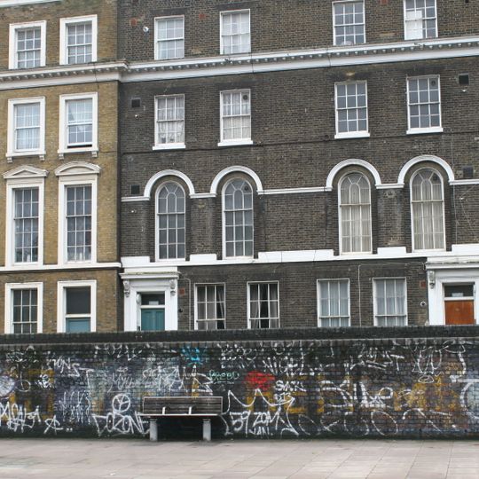 K6 Telephone Kiosk, Outside 38 Bow Road