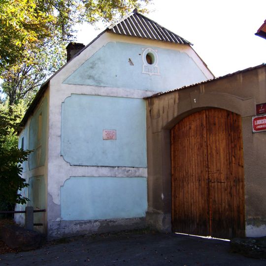 U Jinonického rybníčka 1