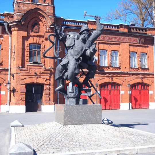 Category:Monument to firefighters in Saint Petersburg