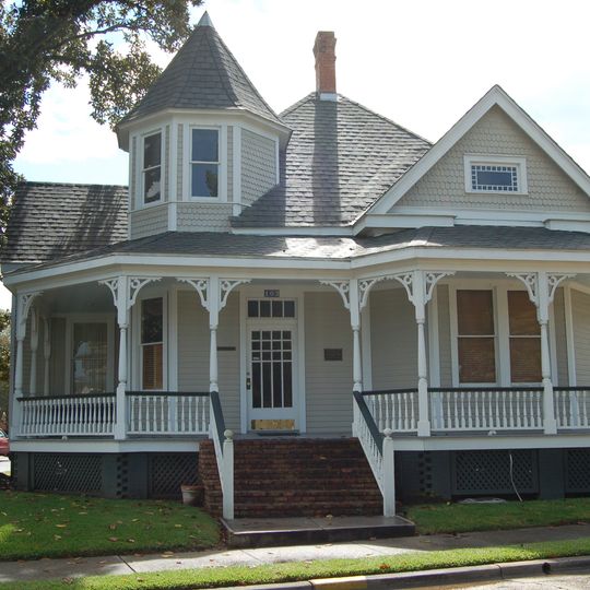 Chanticleer Gift Shop
