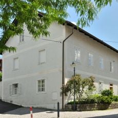 Pfarrhof, ehem. Schule St. Magdalena