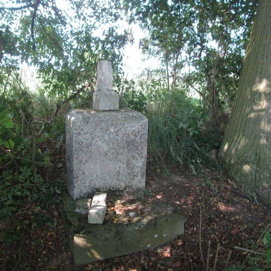 Kříž západně od Roudné