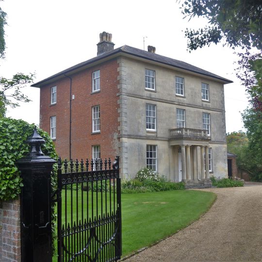 Lynes House