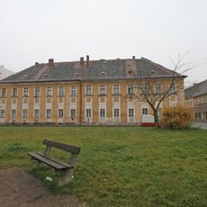 Městský dům náměstí Boženy Němcové 64