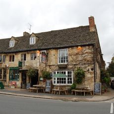 The Cotswold Arms Inn