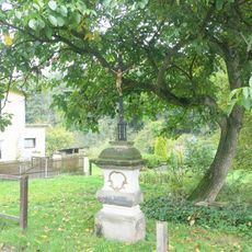 Kříž ve východní části Březin u Děčína