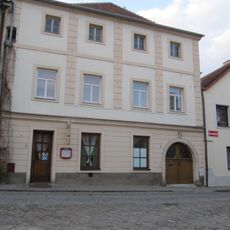 Mikulášské náměstí 6