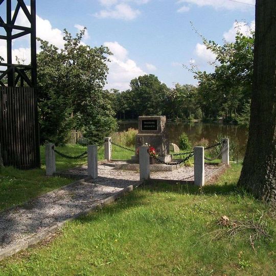 Pomník padlým v Hradišťanech