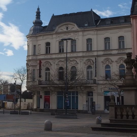 Masarykovo náměstí 33