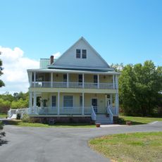 Edge House