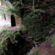 Auchinleck Estate, Wallace's Cave