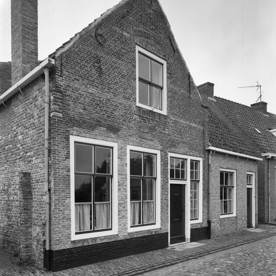 Baljuwstraat 1, Veere